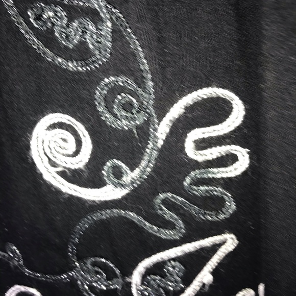 Once again plus size top - Picture 3 of 9